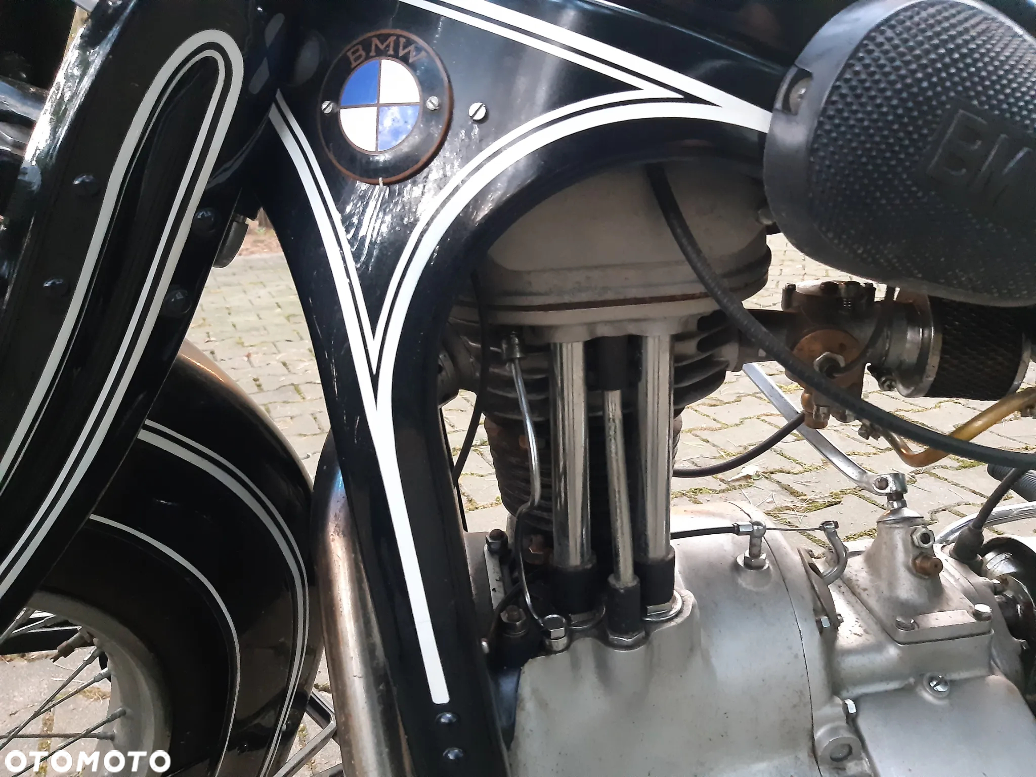 BMW R - 11