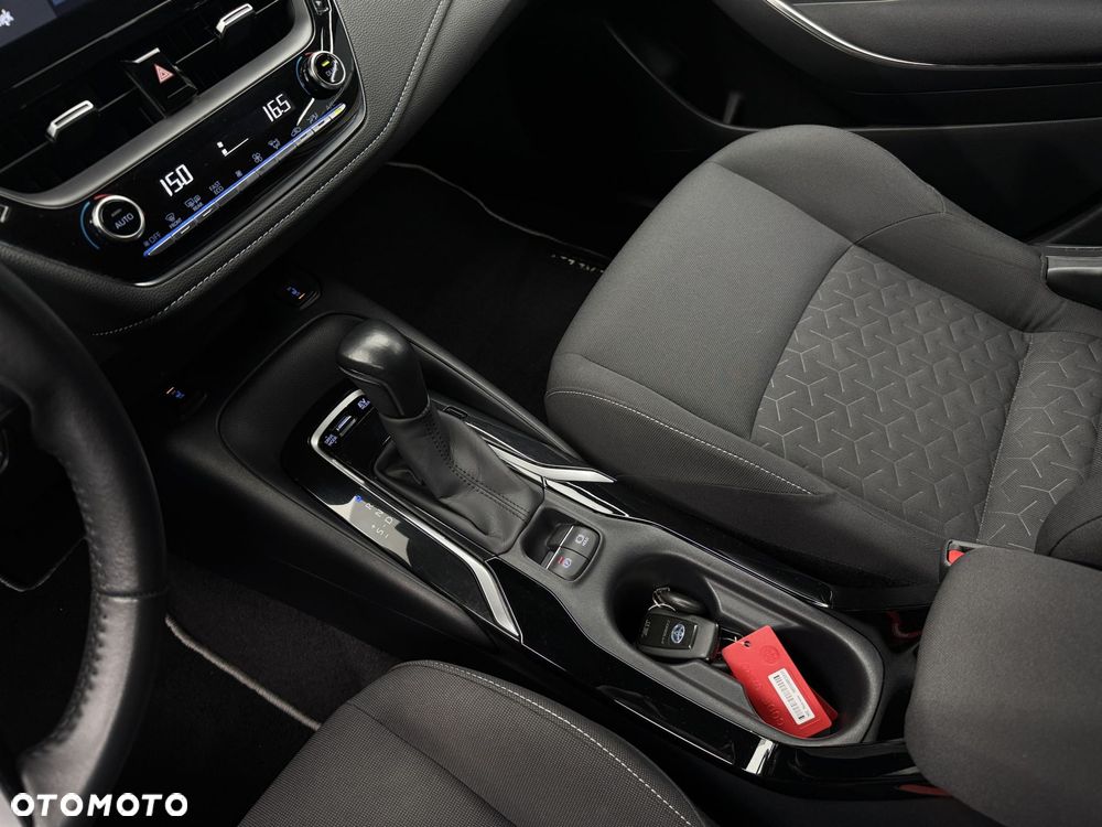 Toyota Corolla 2.0 Hybrid Comfort - 28
