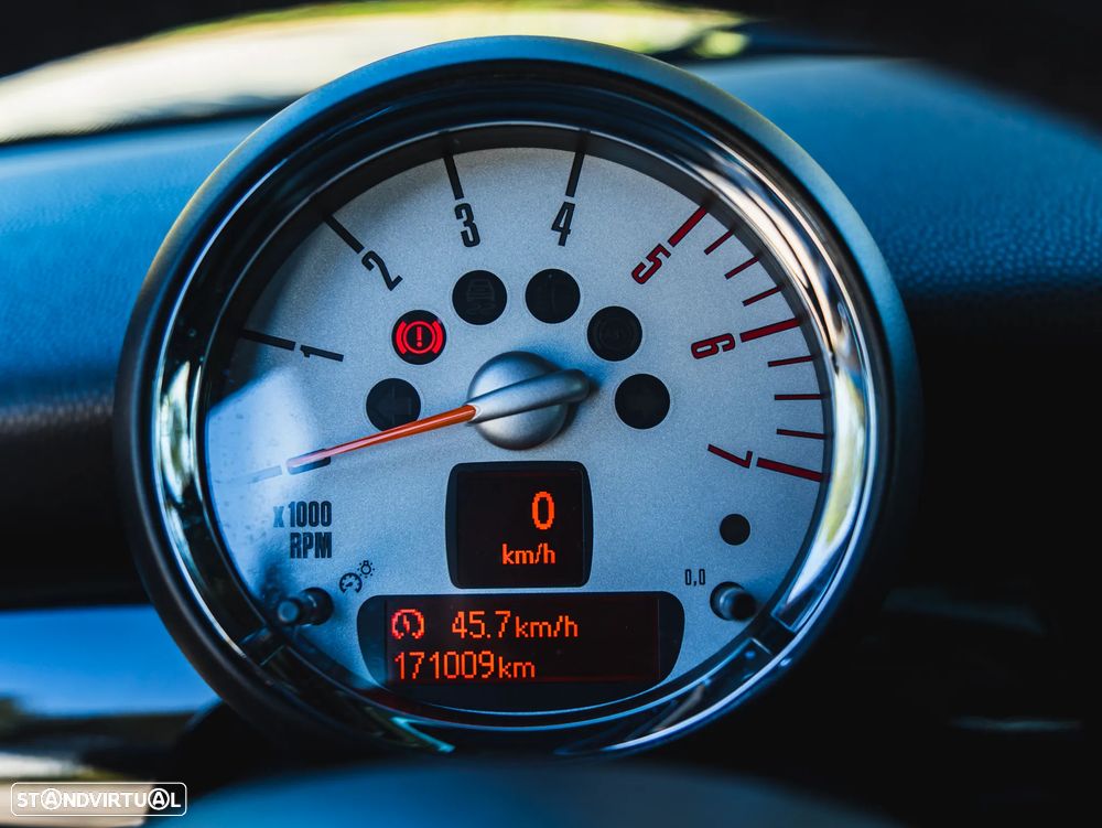 MINI 3 Portas Cooper D - 17