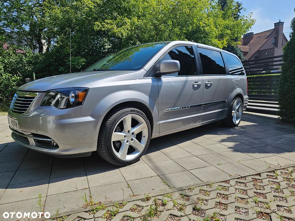 Chrysler Town & Country 3.6 Touring - 4
