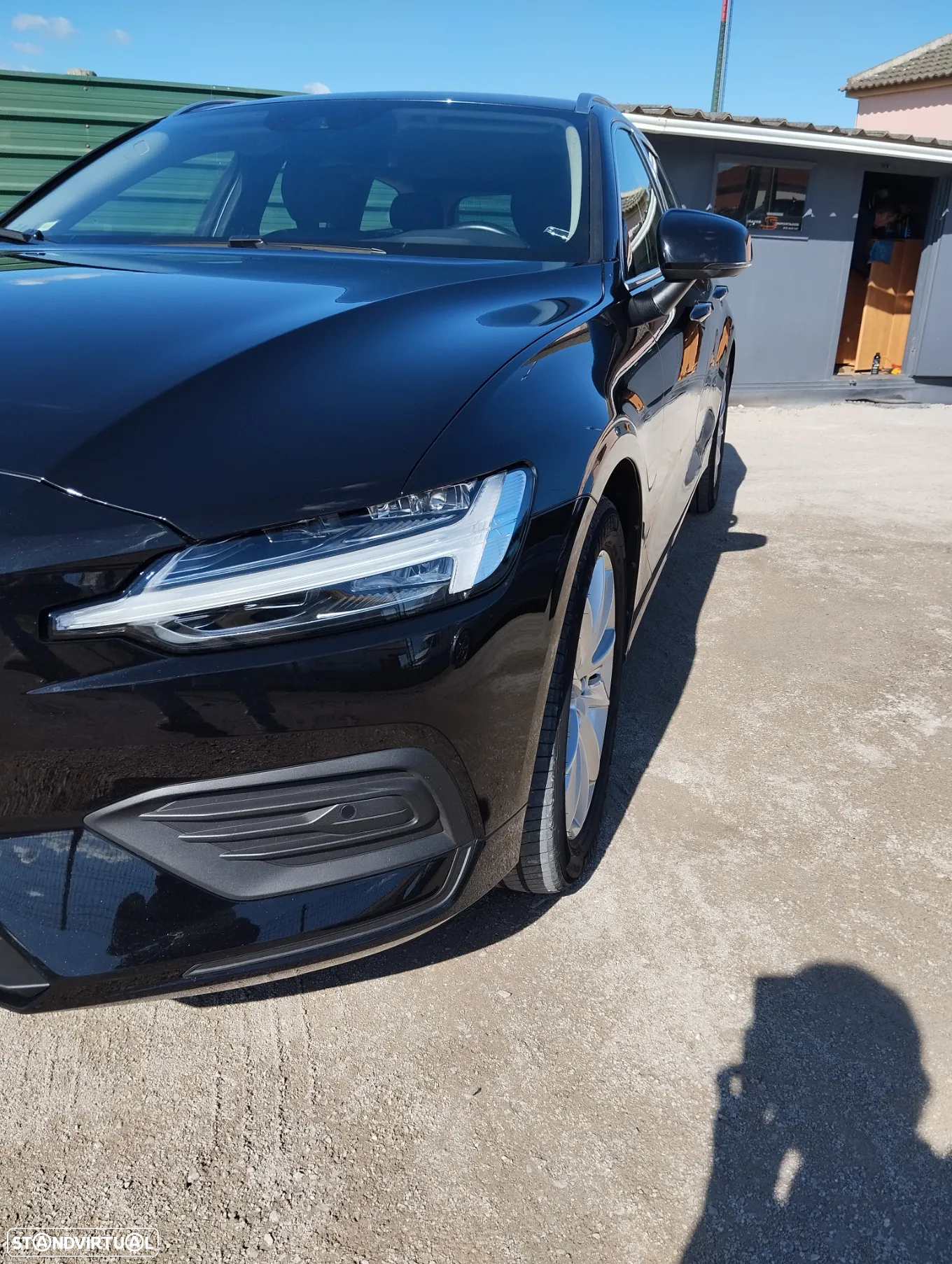 Volvo V60 2.0 D3 Momentum Geartronic - 8