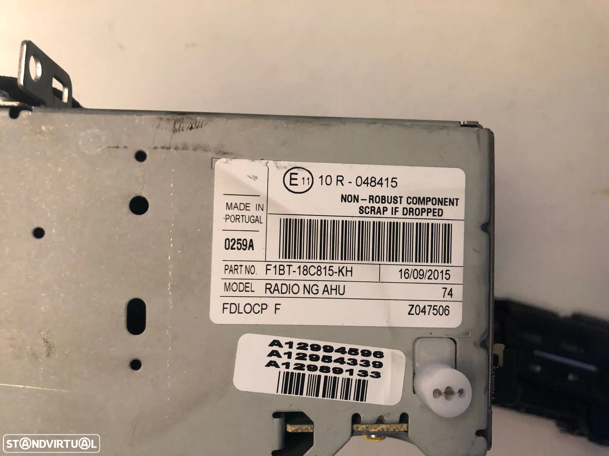 FORD FOCUS III AUTO RADIO - R153 - 5