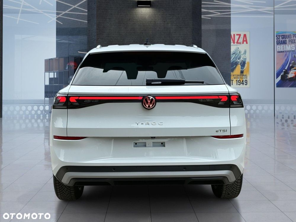 Volkswagen T-Roc - 10