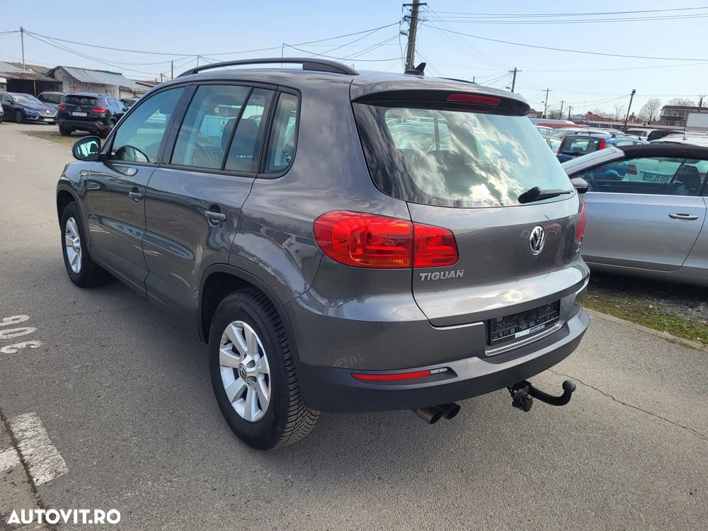 Volkswagen Tiguan - 5