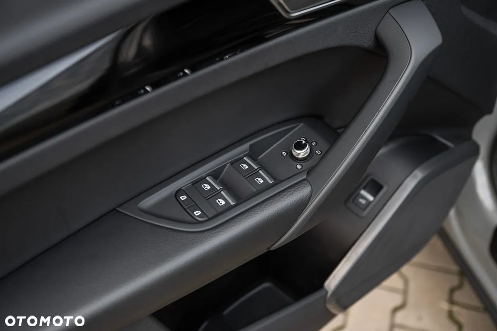 Audi Q5 Sportback 45 TFSI quattro S tronic S line - 22