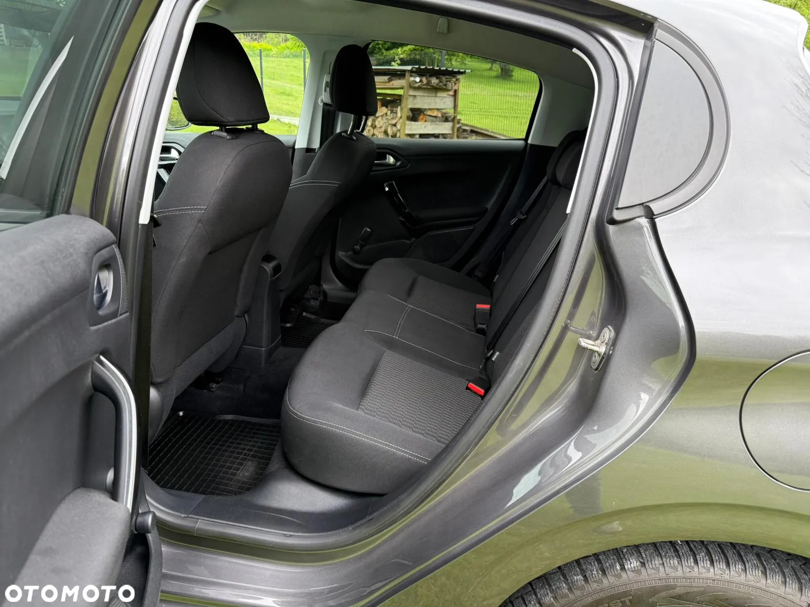 Peugeot 208 1.2 PureTech Style - 14