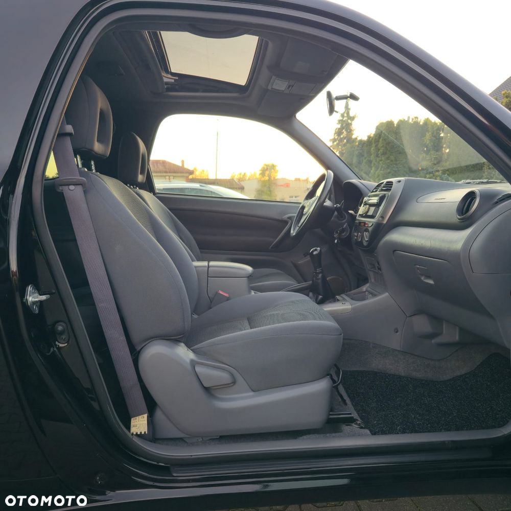 Toyota RAV4 4x2 - 26