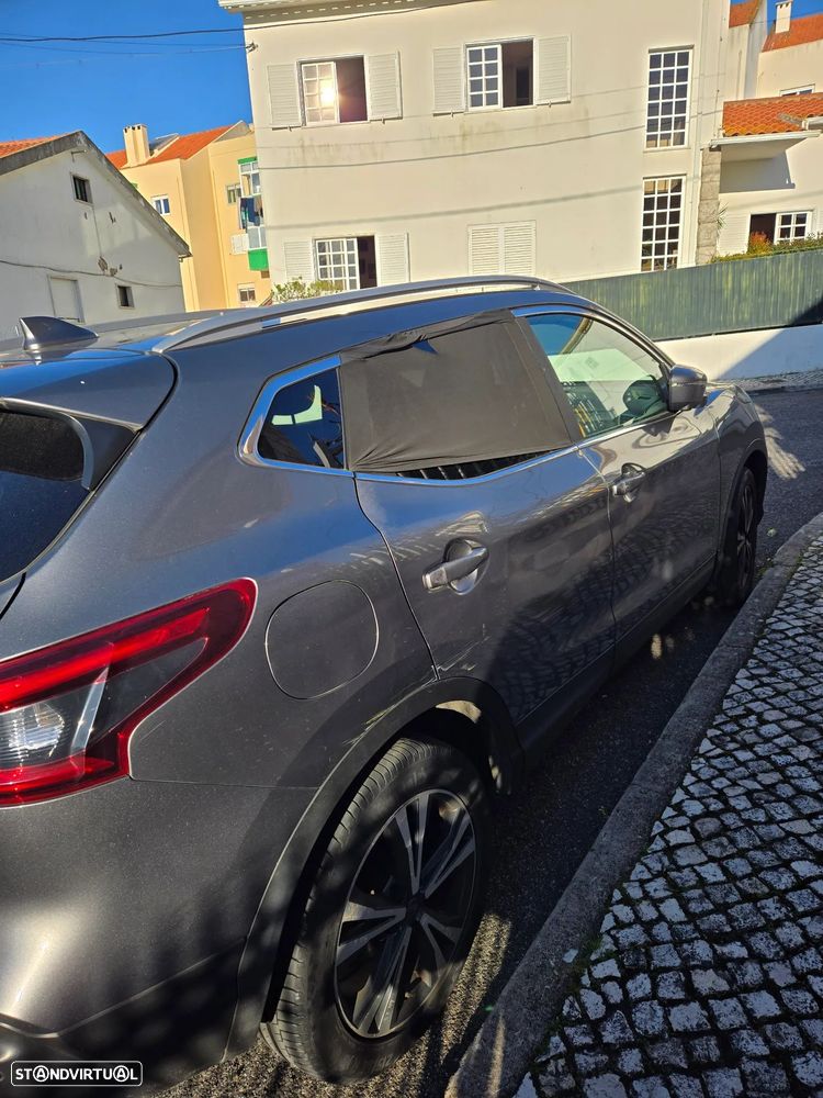 Nissan Qashqai 1.5 dCi N-Connecta - 2