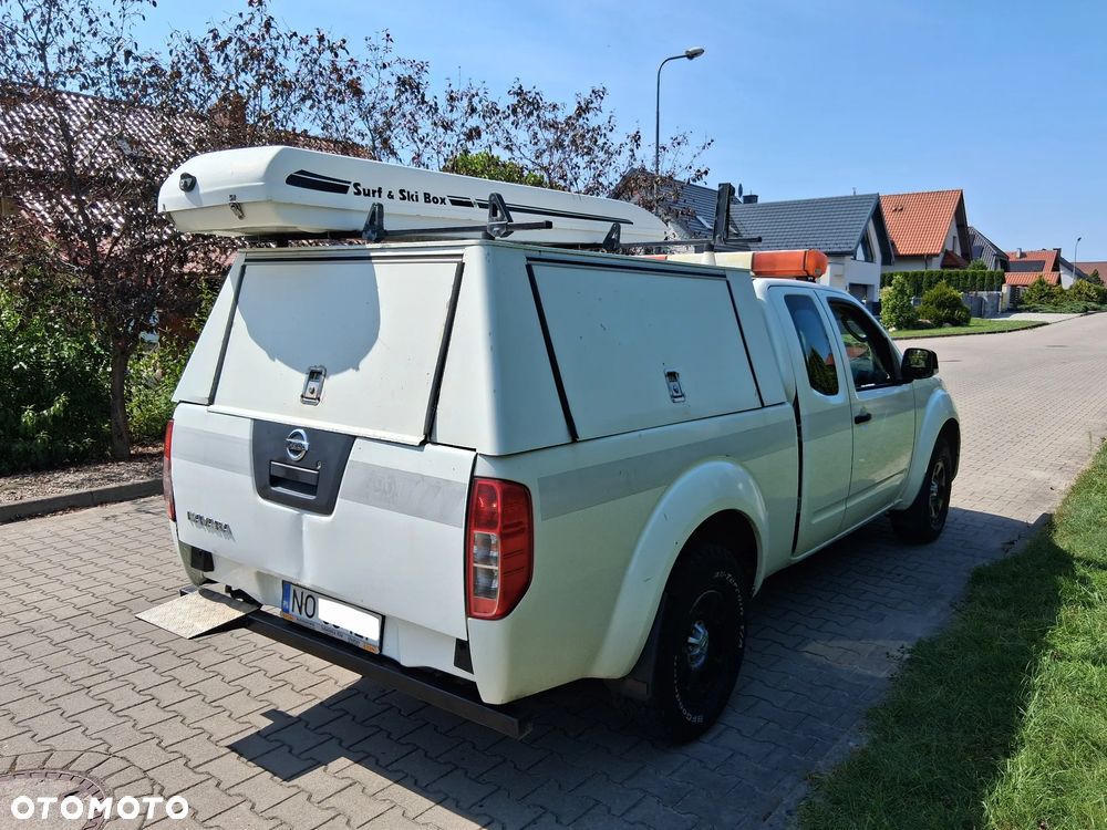 Nissan Navara 2.5 D FE Long - 9