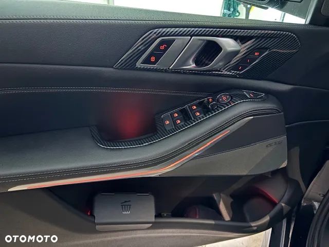BMW X5 xDrive30d - 23