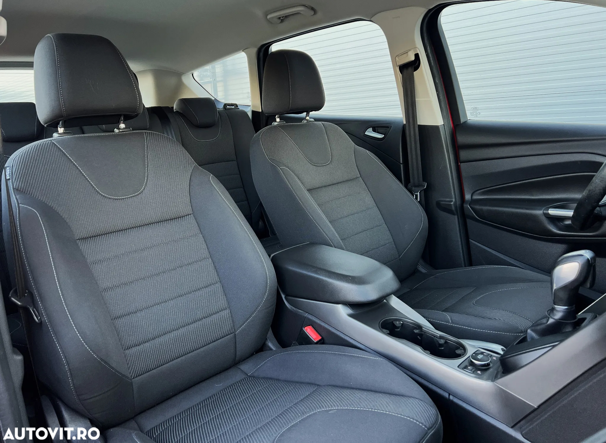 Ford Kuga 1.5 EcoBoost 4x4 Aut. Trend - 7