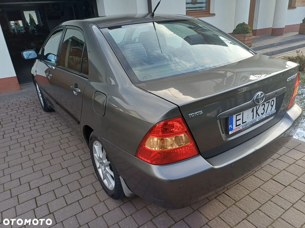 Toyota Corolla 1.6 VVT-i Base - 4