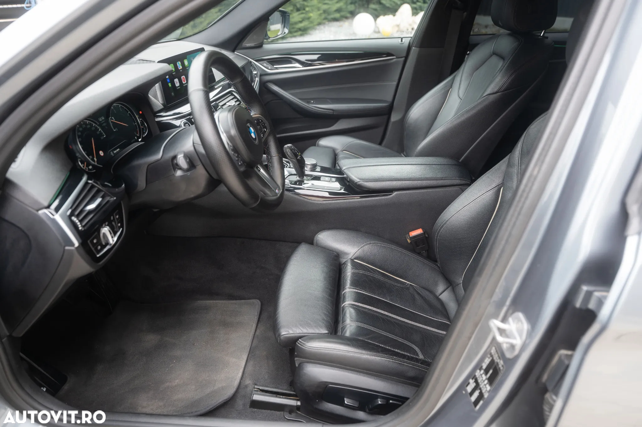 BMW Seria 5 520d AT - 10