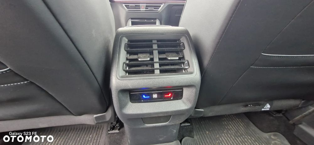 Volkswagen Tiguan - 12