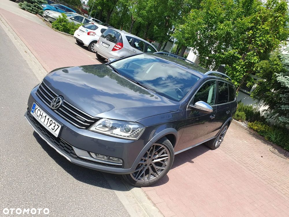 Volkswagen Passat Alltrack 2.0 TDI 4Motion DSG BlueMotion Tec - 2