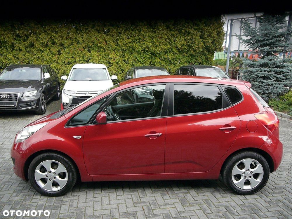 Kia Venga 1.4 CRDi 90 Dream-Team Edition - 11