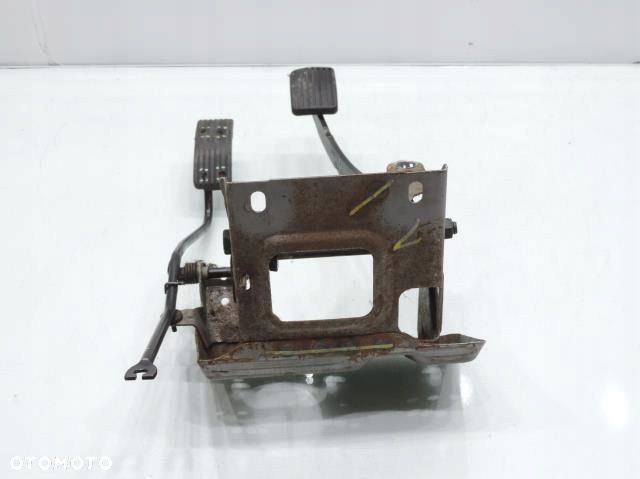 PEDAŁ GAZU HAMULCA MITSUBISHI SPACE STAR 1.8 - 8