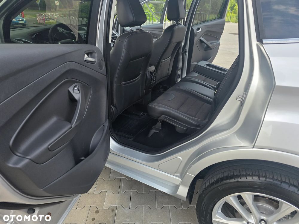 Ford Kuga 2.0 TDCi 4x4 Black & Silver - 28