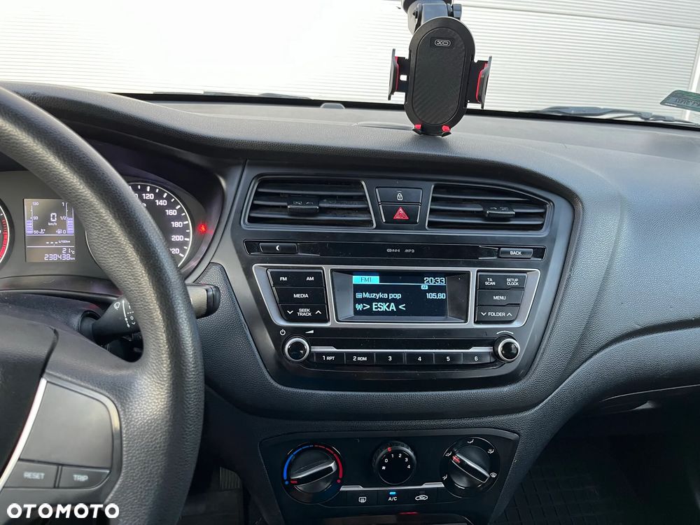 Hyundai i20 1.2 BlueDrive Comfort - 10