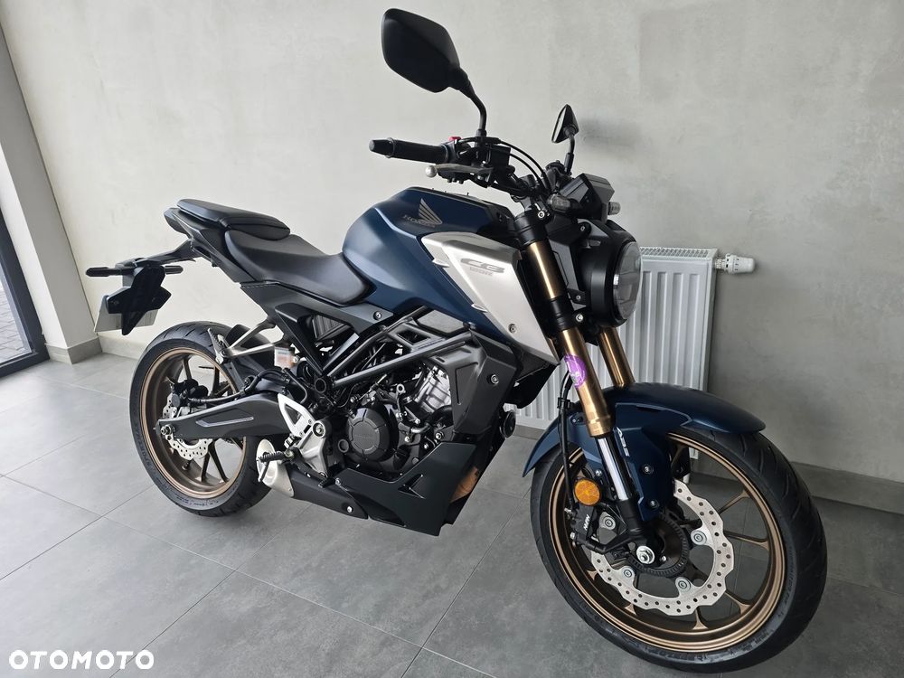 Honda CB - 25