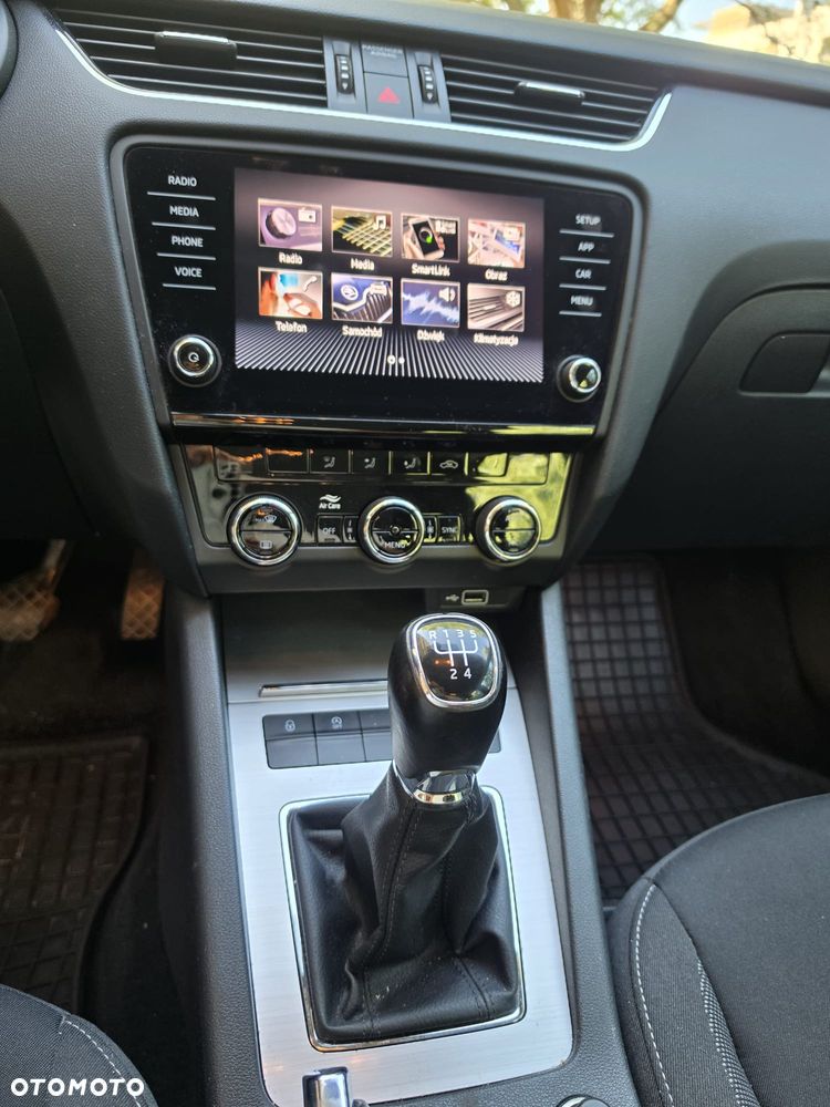 Skoda Octavia 1.6 TDI SCR Ambition - 13