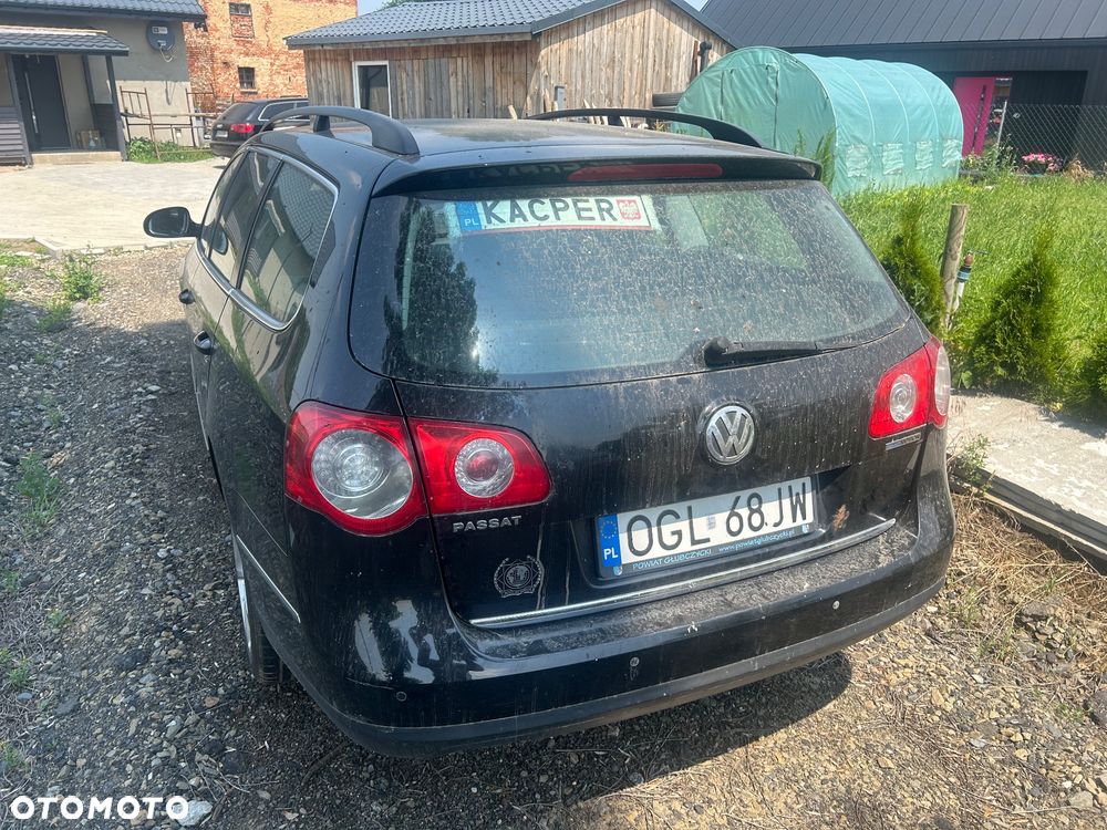Volkswagen Passat 1.9 TDI DPF BlueMotion - 3