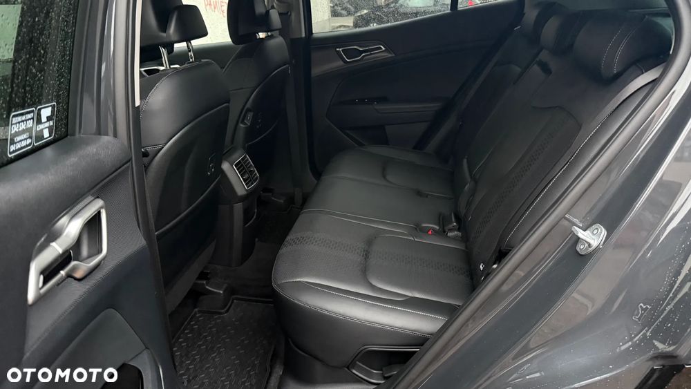 Kia Sportage 1.6 T-GDI HEV Business Line 4WD - 22