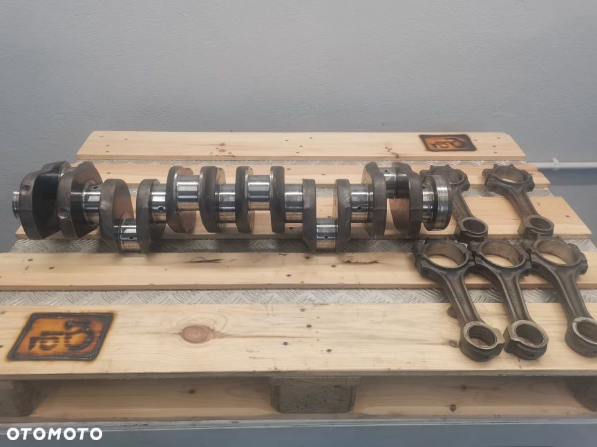 Wał korbowy {MAN D0826 LFL09} - 6