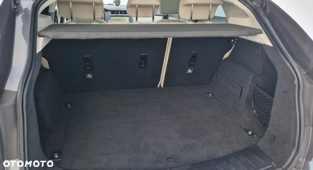 Jaguar E-Pace D150 AWD S - 16