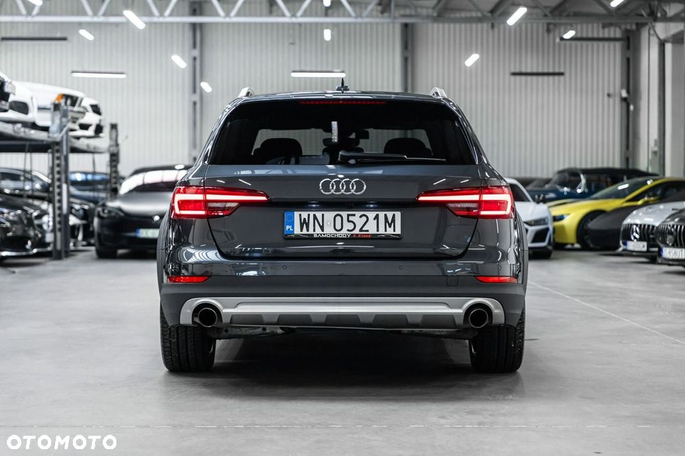 Audi A4 Allroad - 10