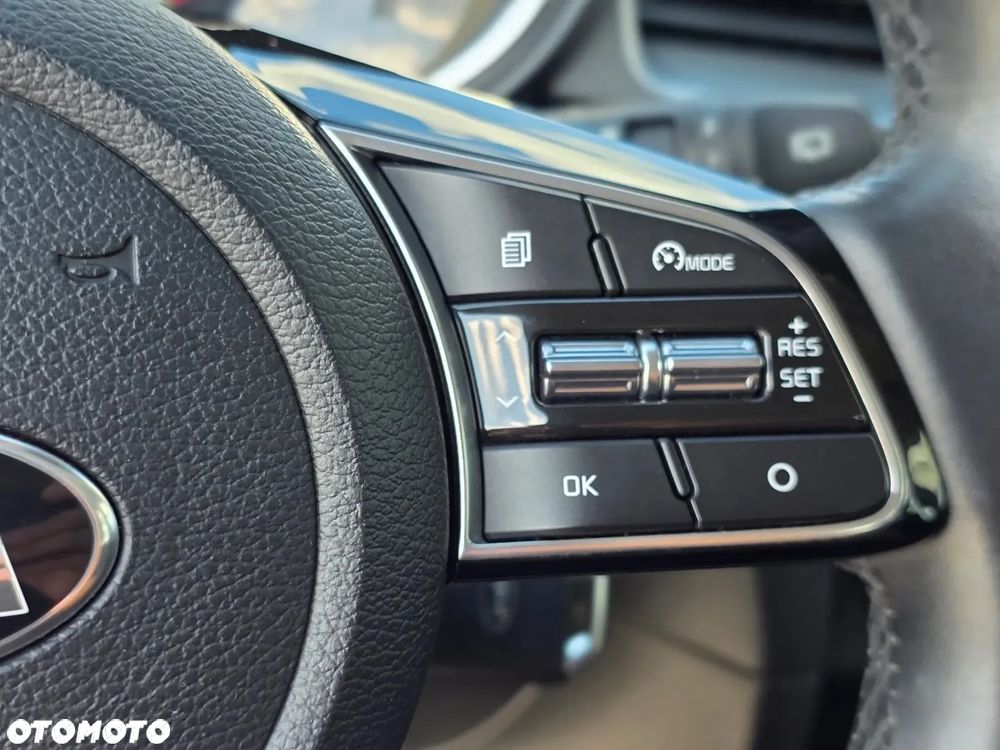 Kia Ceed 1.6 CRDi SCR L - 28