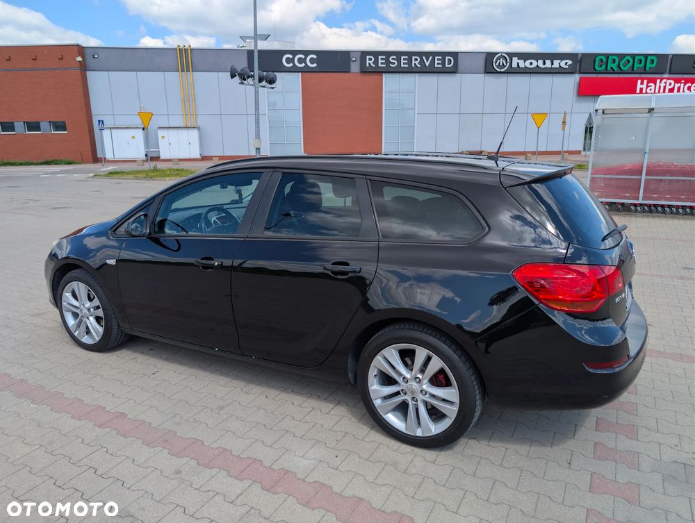 Opel Astra 1.7 CDTI DPF - 9