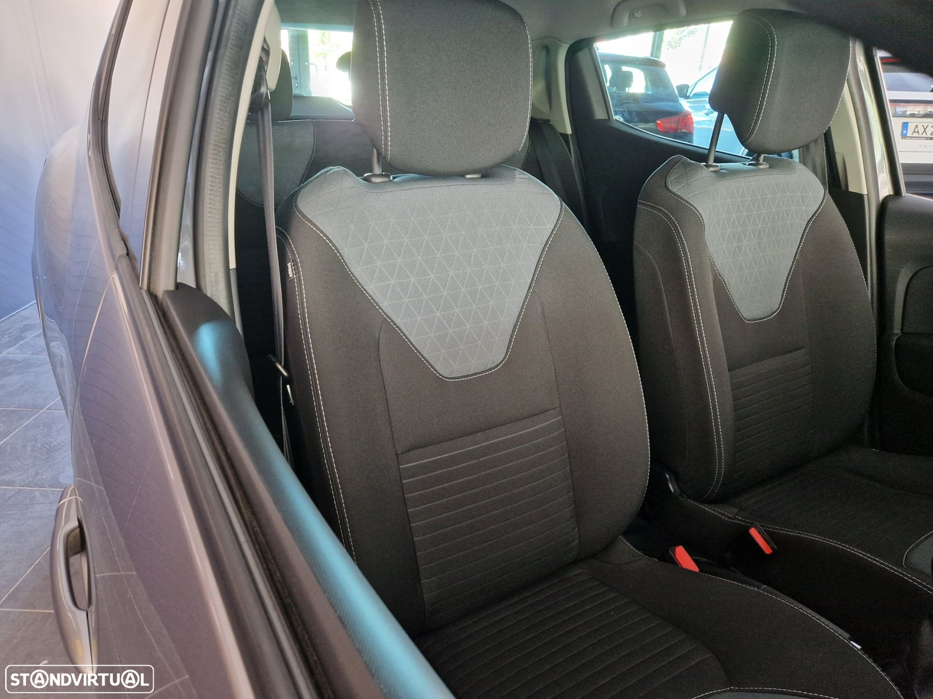 Renault Clio 0.9 TCE Dynamique S - 10