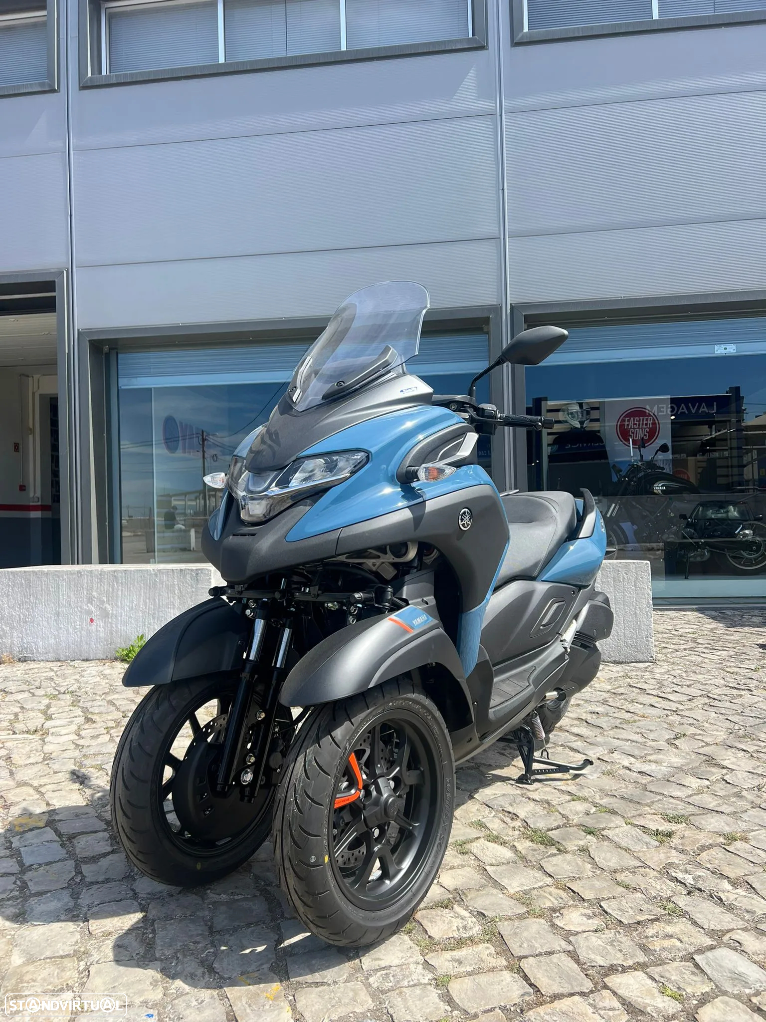Yamaha Tricity - 4