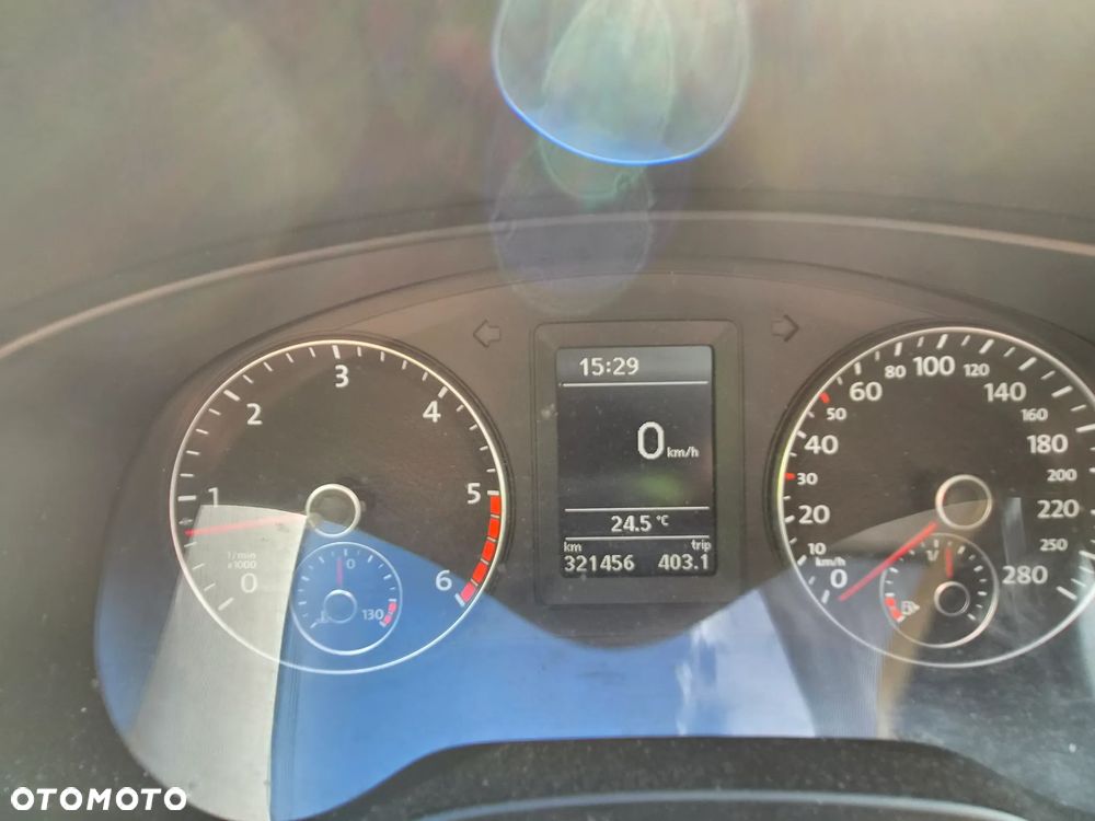 Volkswagen Jetta 1.6 TDI Trendline - 6