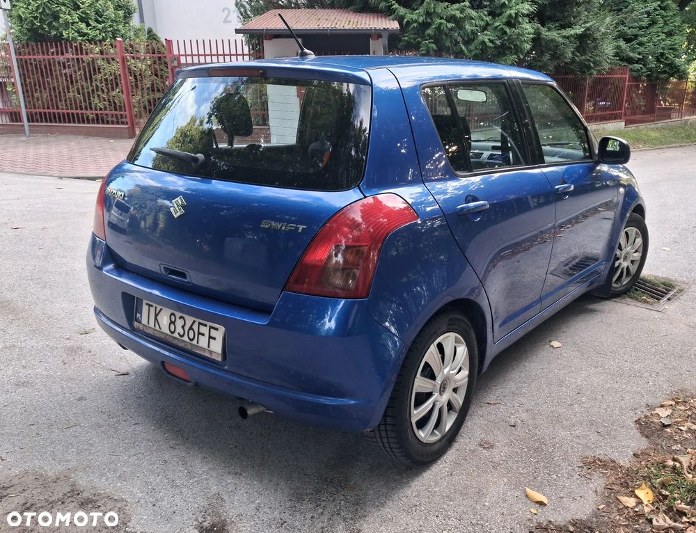 Suzuki Swift - 7