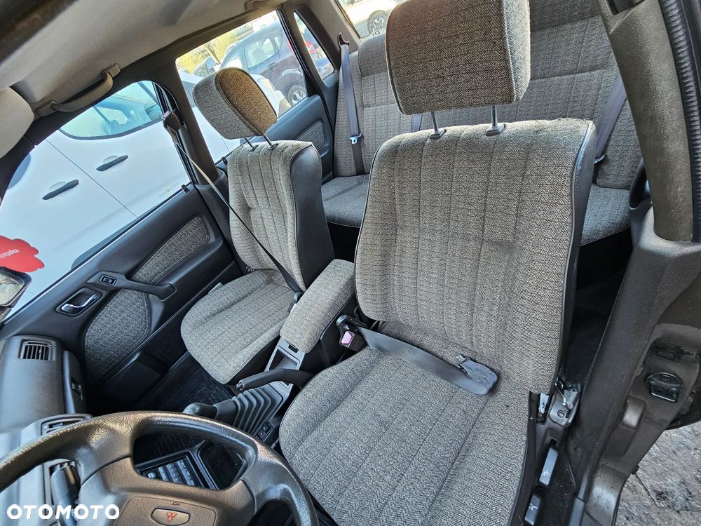 Mitsubishi Galant - 5