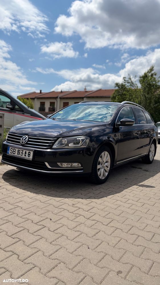 Volkswagen Passat 2.0 TDI 4Motion DPF DSG Comfortline - 1