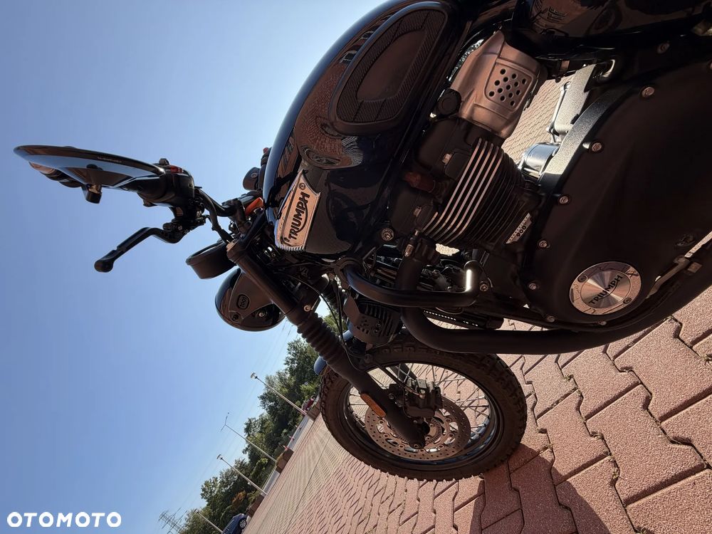 Triumph Bonneville - 5