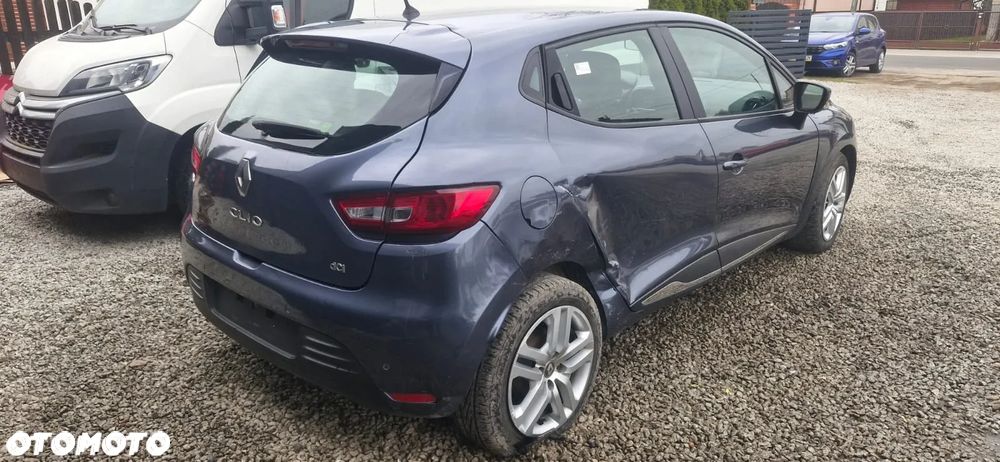 Renault Clio TCe 90 TECHNO - 4