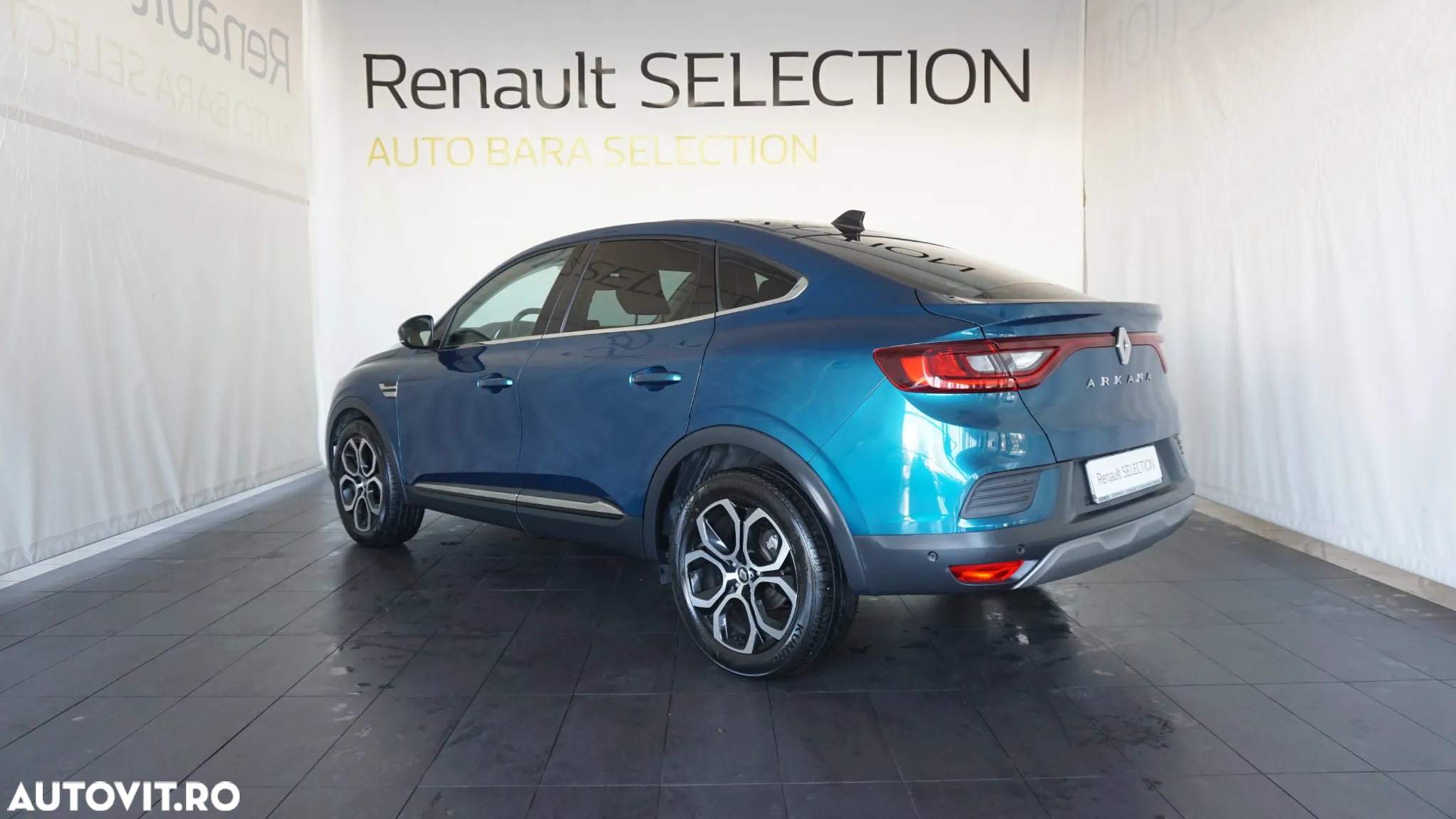 Renault Arkana MHEV 160 EDC Techno - 3