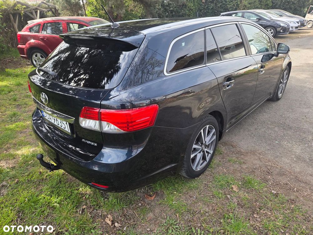 Toyota Avensis Touring Sports 1.8 Business Edition - 18