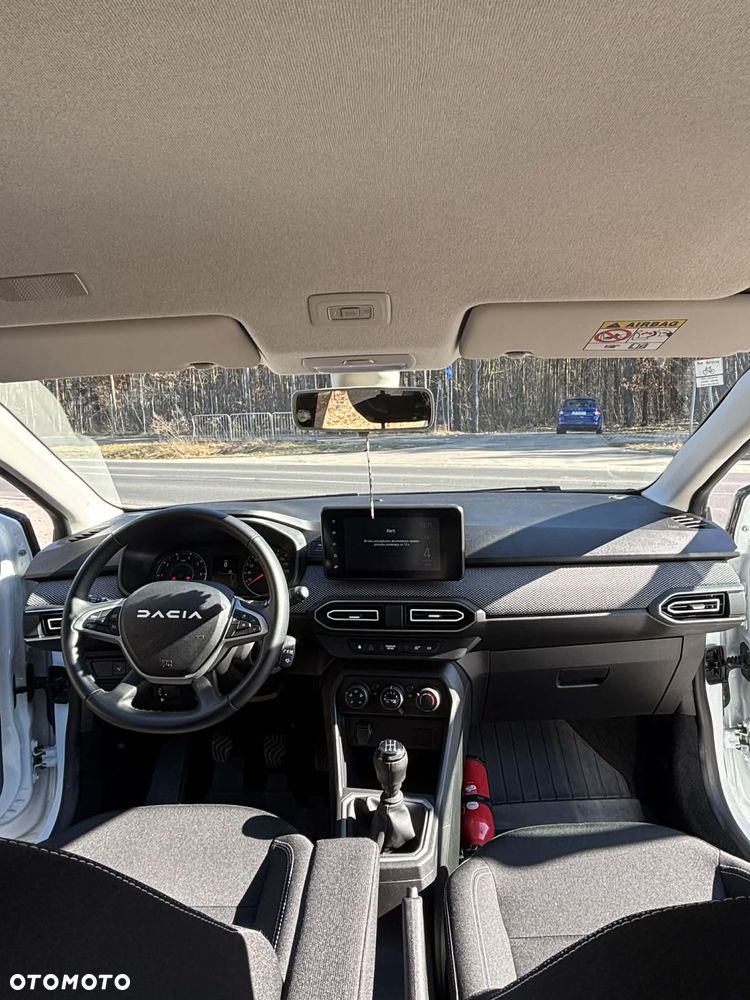 Dacia Sandero - 6