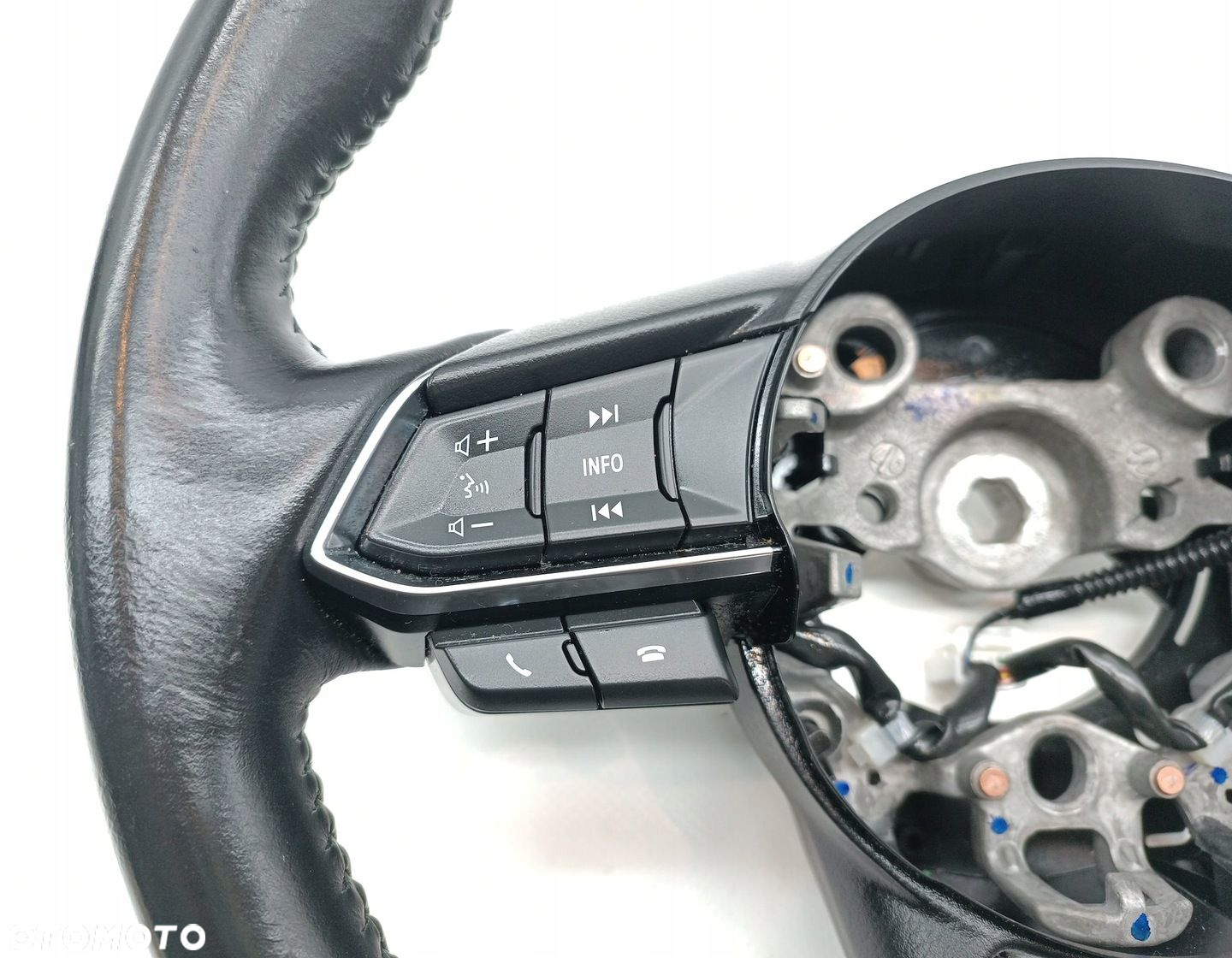 KIEROWNICA MULTIFUNKCJA MAZDA 3 BM III LIFT 18R - 2