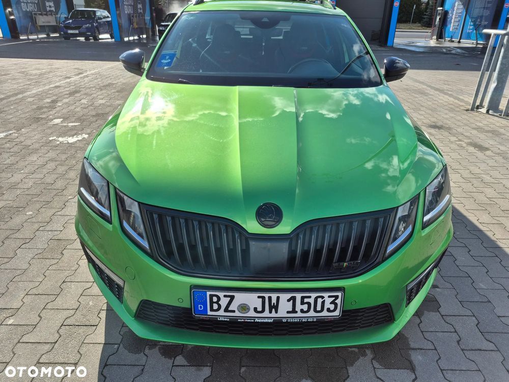 Skoda Octavia 2.0 TDI RS DSG - 1
