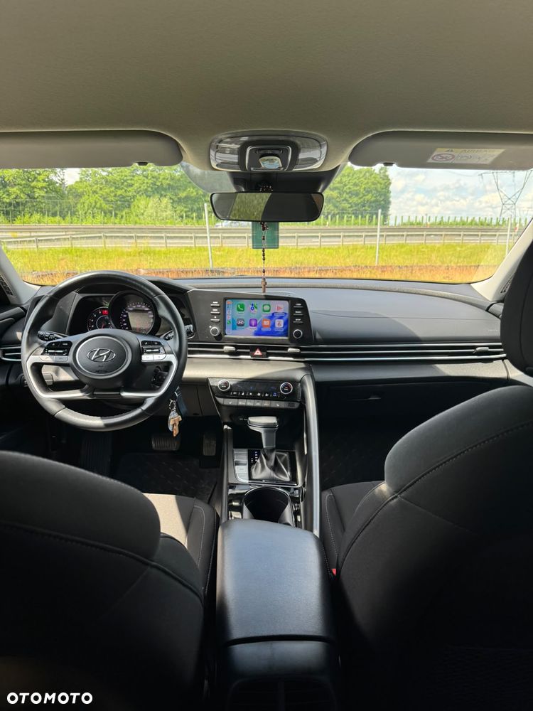 Hyundai Elantra 1.6 Smart CVT - 4
