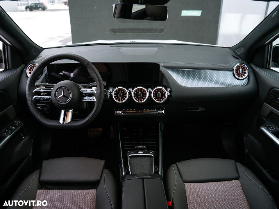 Mercedes-Benz EQA 250+ - 10