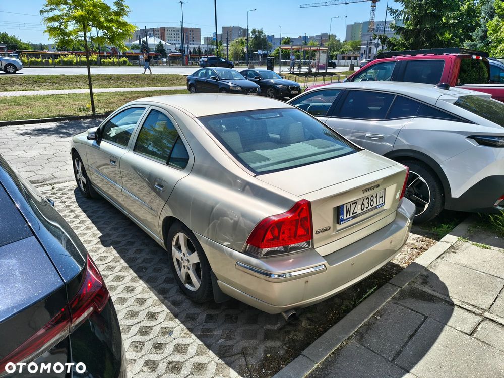 Volvo S60 2.5T Summum - 3