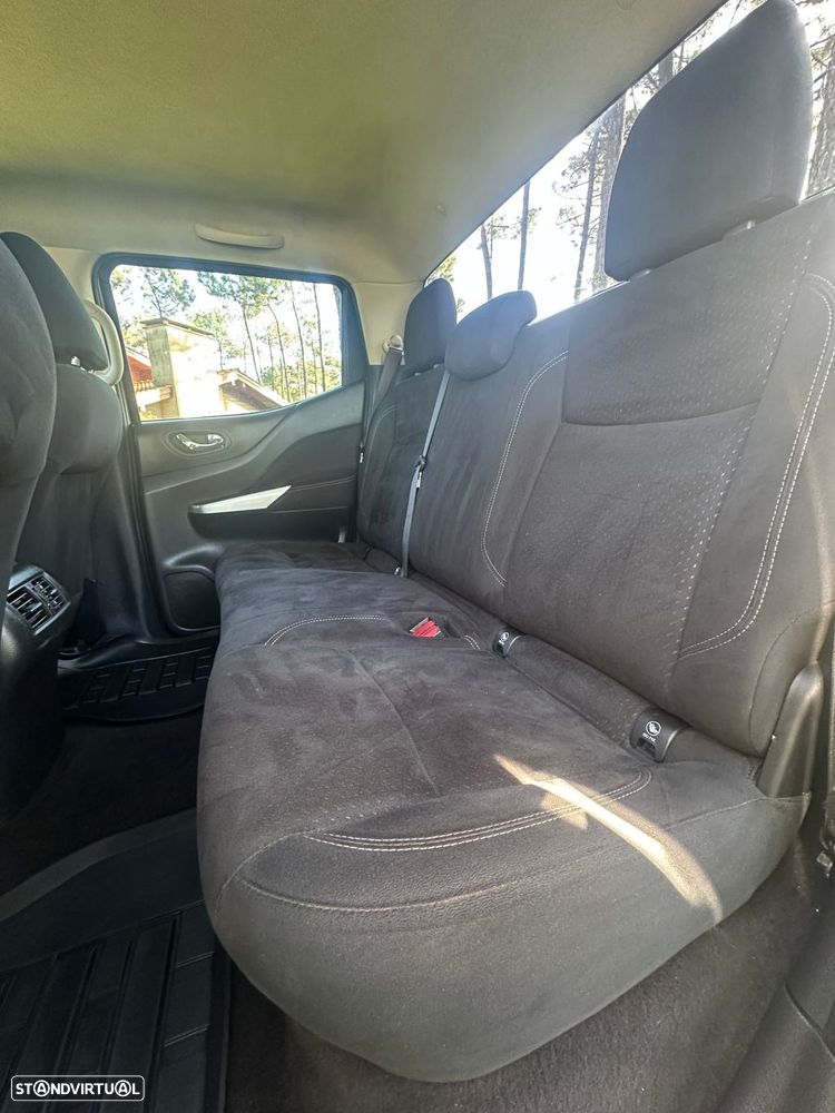 Nissan Navara 2.3 dCi CD 4WD N-Connecta Navi+Barras - 13