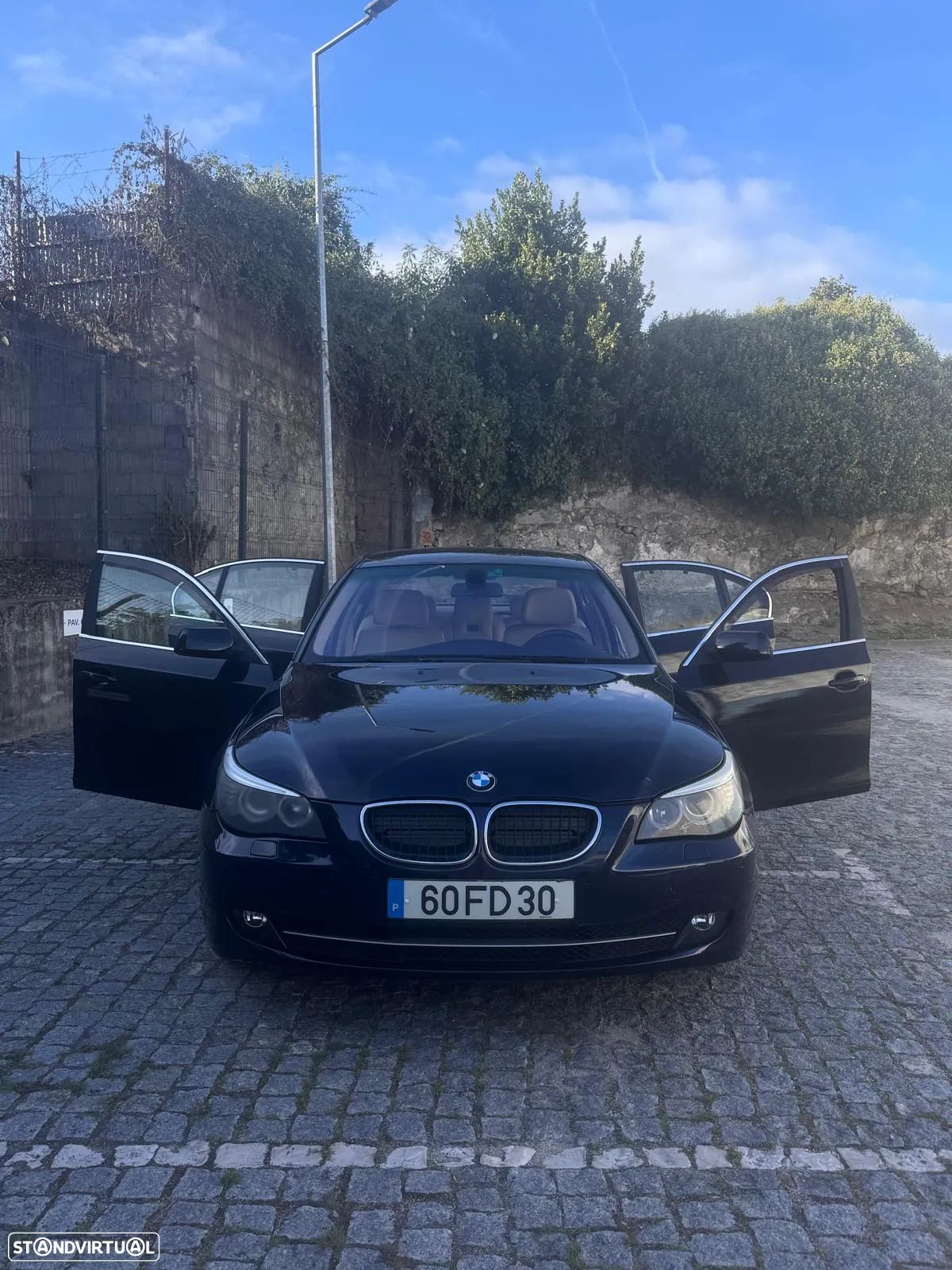 BMW 520 dA Executive - 1